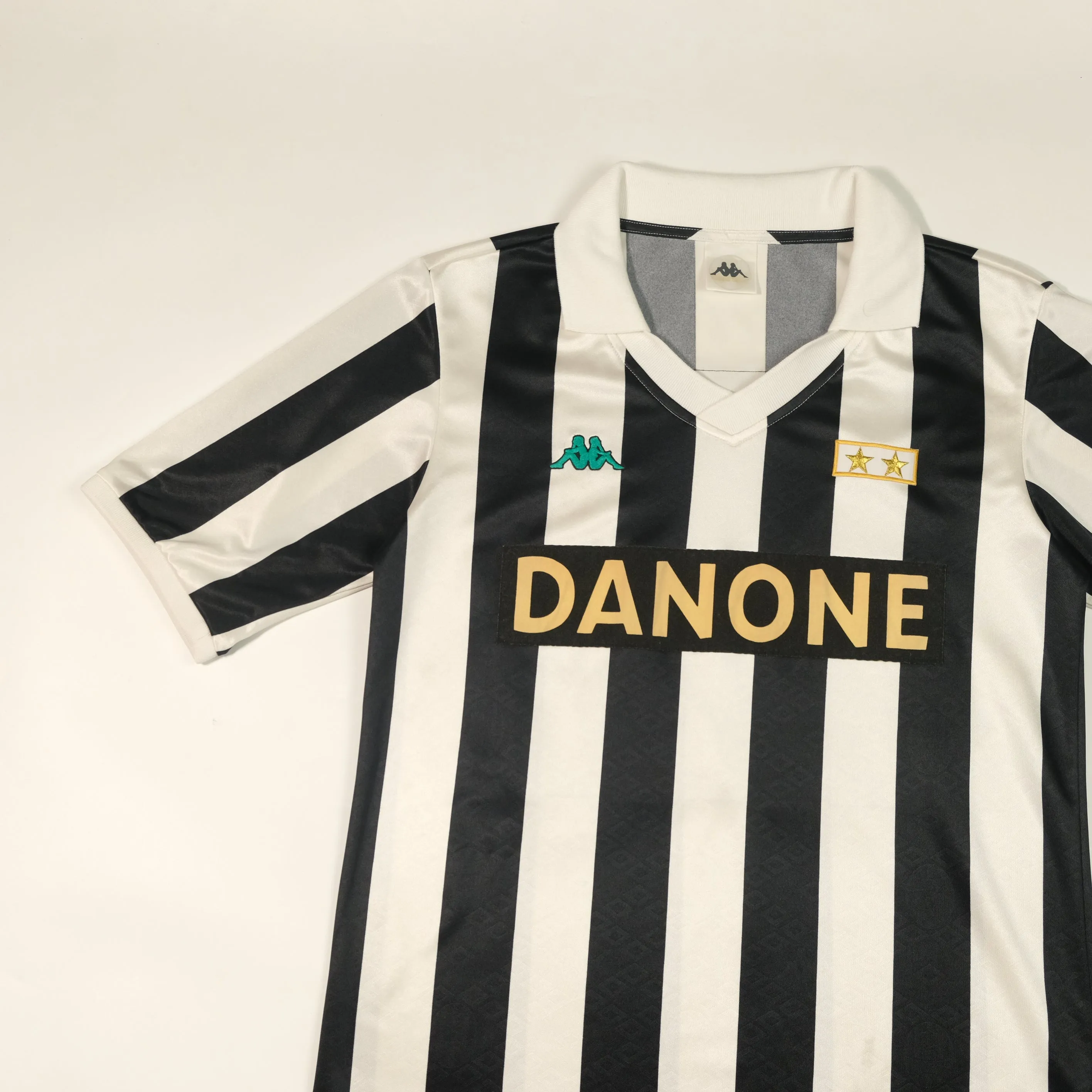 1992/94 Juventus Home Shirt Kappa (M)