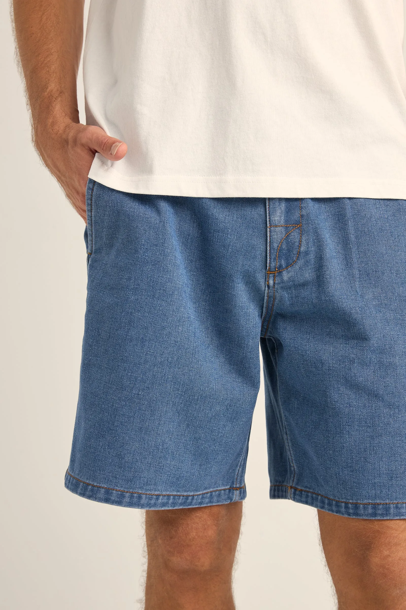 Essential Short Dark Blue