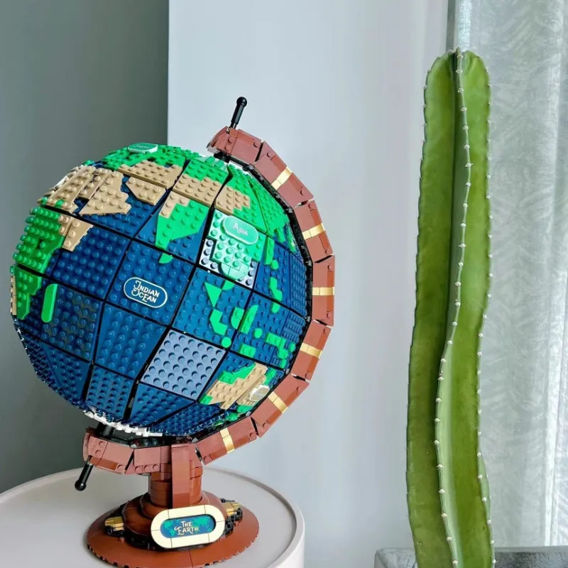 World Globe Map Earth Build Block - Kimi